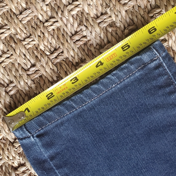 PAIGE Skyline Skinny Ankle Jeans in Twilight - Picture 15 of 16